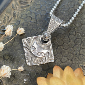Siver Kitty Necklace