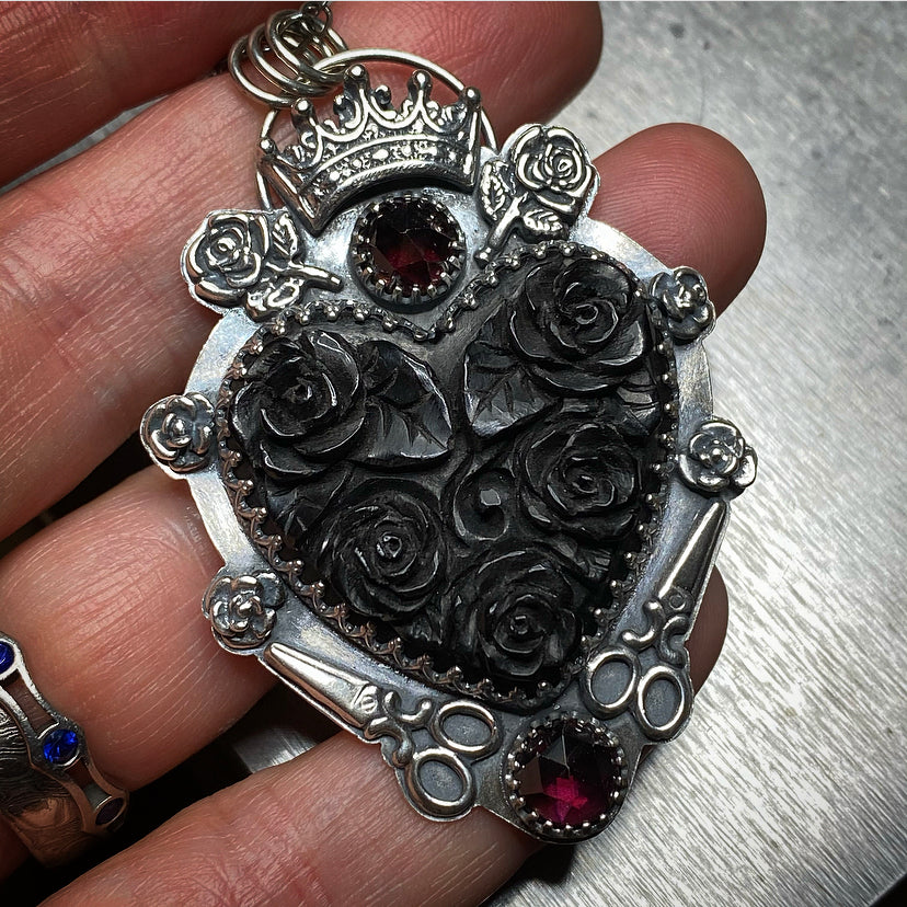 Queen of Hearts Pendant