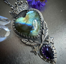 Load image into Gallery viewer, Labradorite Love Queen Necklace