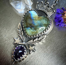 Load image into Gallery viewer, Labradorite Love Queen Necklace