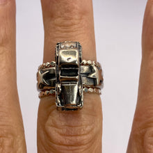 Load image into Gallery viewer, Vintage Car Stacker Ring, US size 7.5