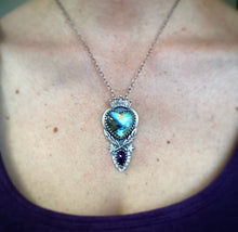 Load image into Gallery viewer, Labradorite Love Queen Necklace