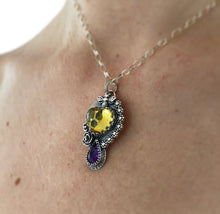 Load image into Gallery viewer, Amber and Amethyst Bee Necklace