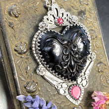 Load image into Gallery viewer, Alice in Wonderland Necklace